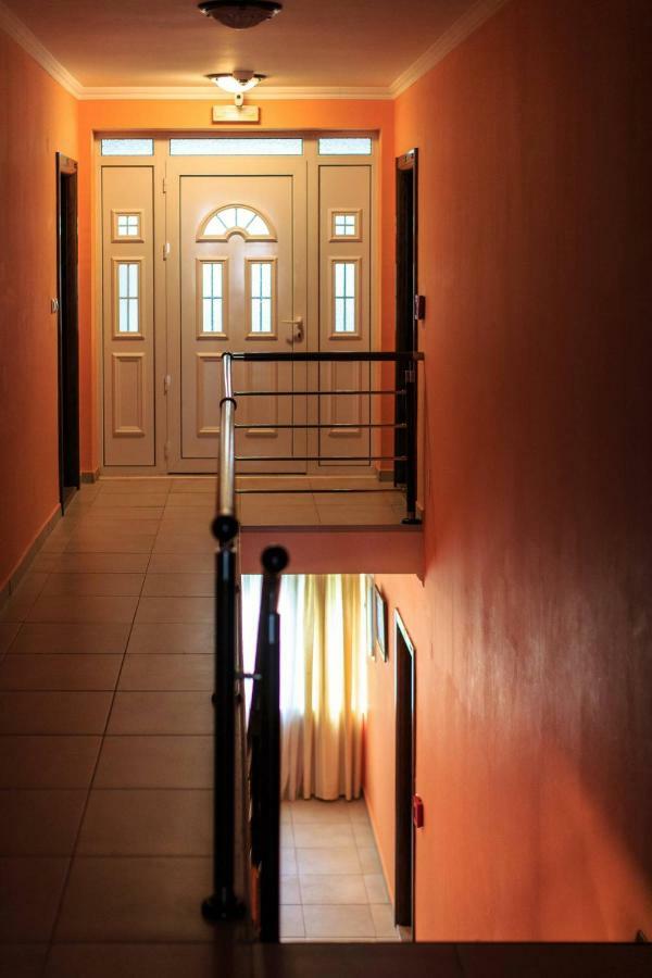 Villa Imperija Guesthouse Budva Eksteriør bilde